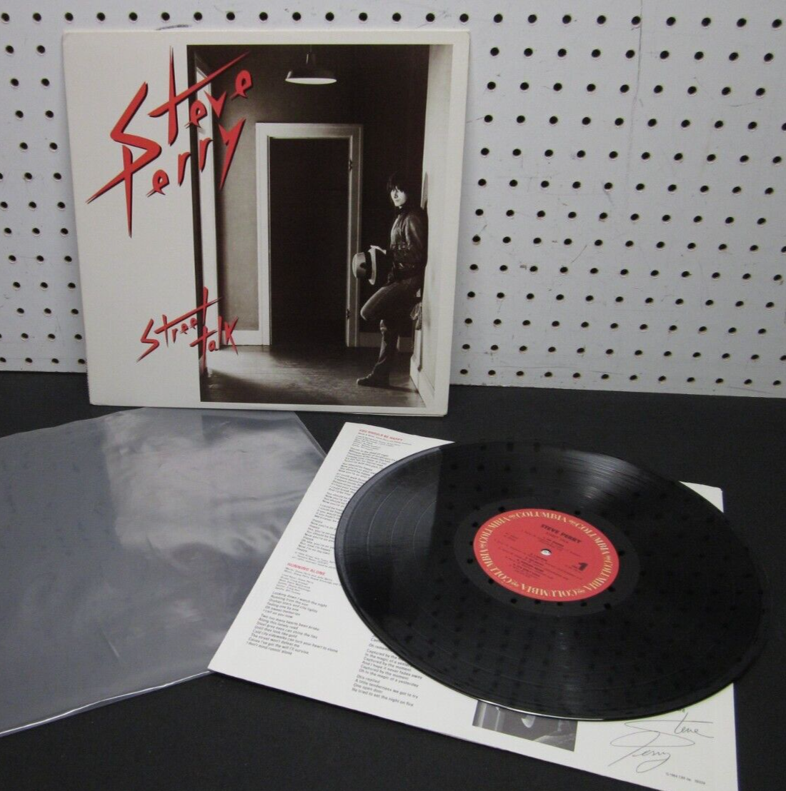 【J26171】STREET TALK / V Vintage, Street Talk Steve Perry Vinyl LP, 1984, FC-39334