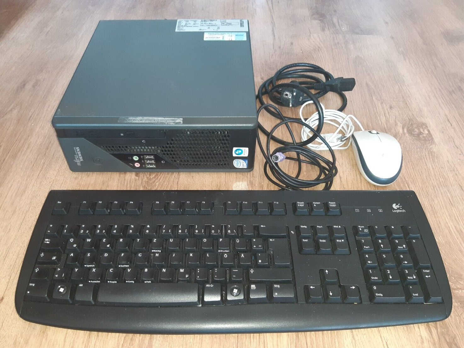 富士通 ESPRIMO WD2/C1 i5-7500 8GB SSD256GB 富士通 ESPRIMO WD2/C1 i5-7500 8GB SSD256GB Amazon.co.jp