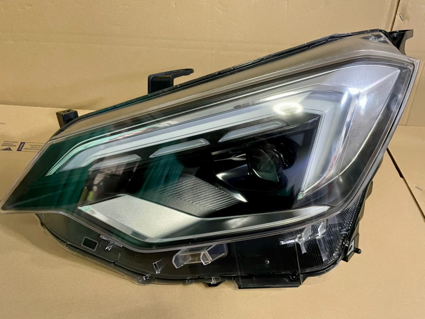 LADOMAT2023 egoexpress zwei【ほか７枚の計８枚で】 Amazon.com: NJSBYL Xenon White LED License Plate Lights For