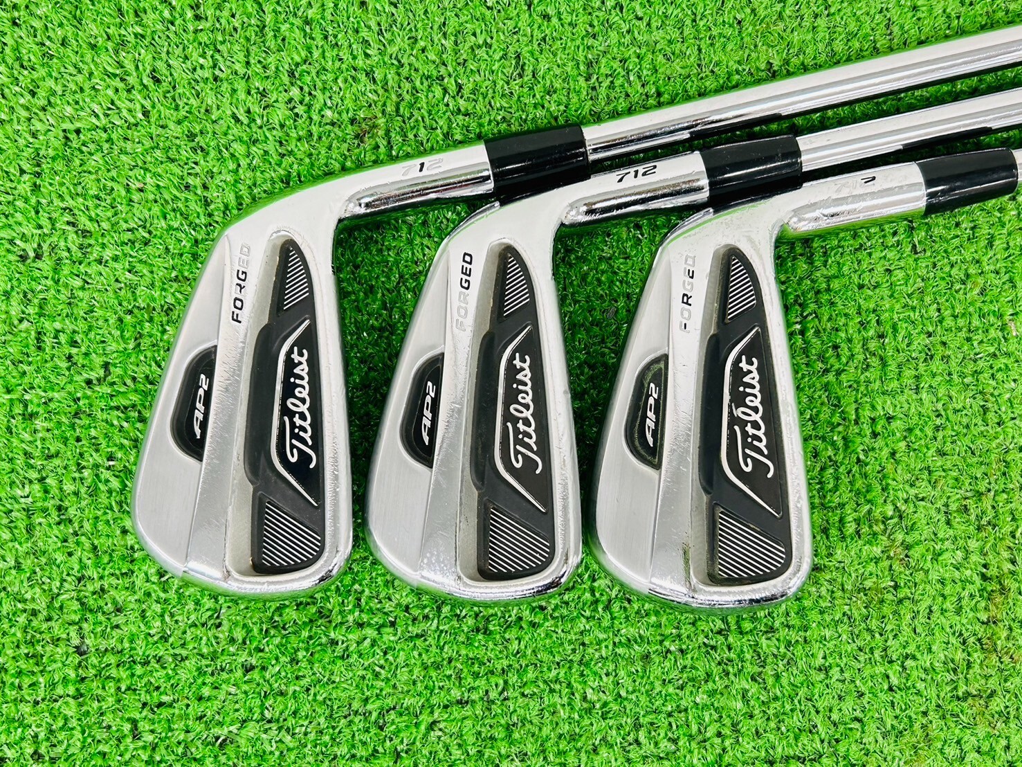 Titleist 712 AP2 Forged Iron 5-9+PW RH Dynamic Gold S200 Titleist 712 AP2 Forged Iron 5-9+PW RH Dynamic Gold S200