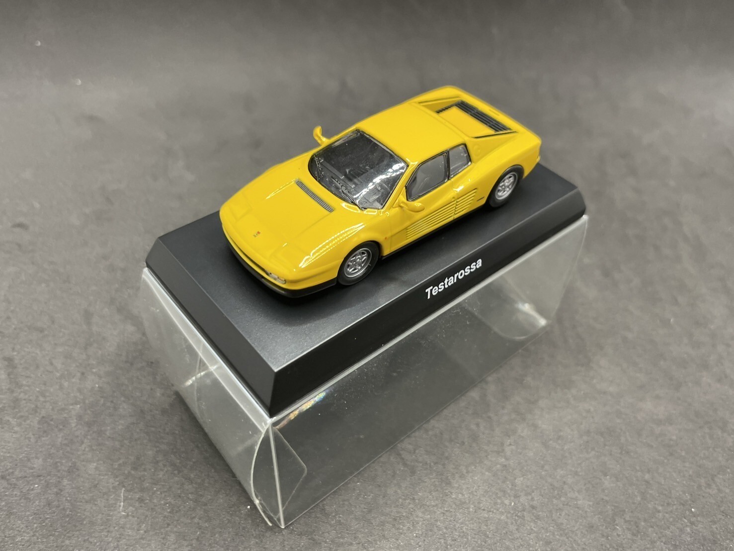 美品　洋書　FERRARI 1/64 Kyosho Ferrari Collection7 Testarossa Yellow diecast