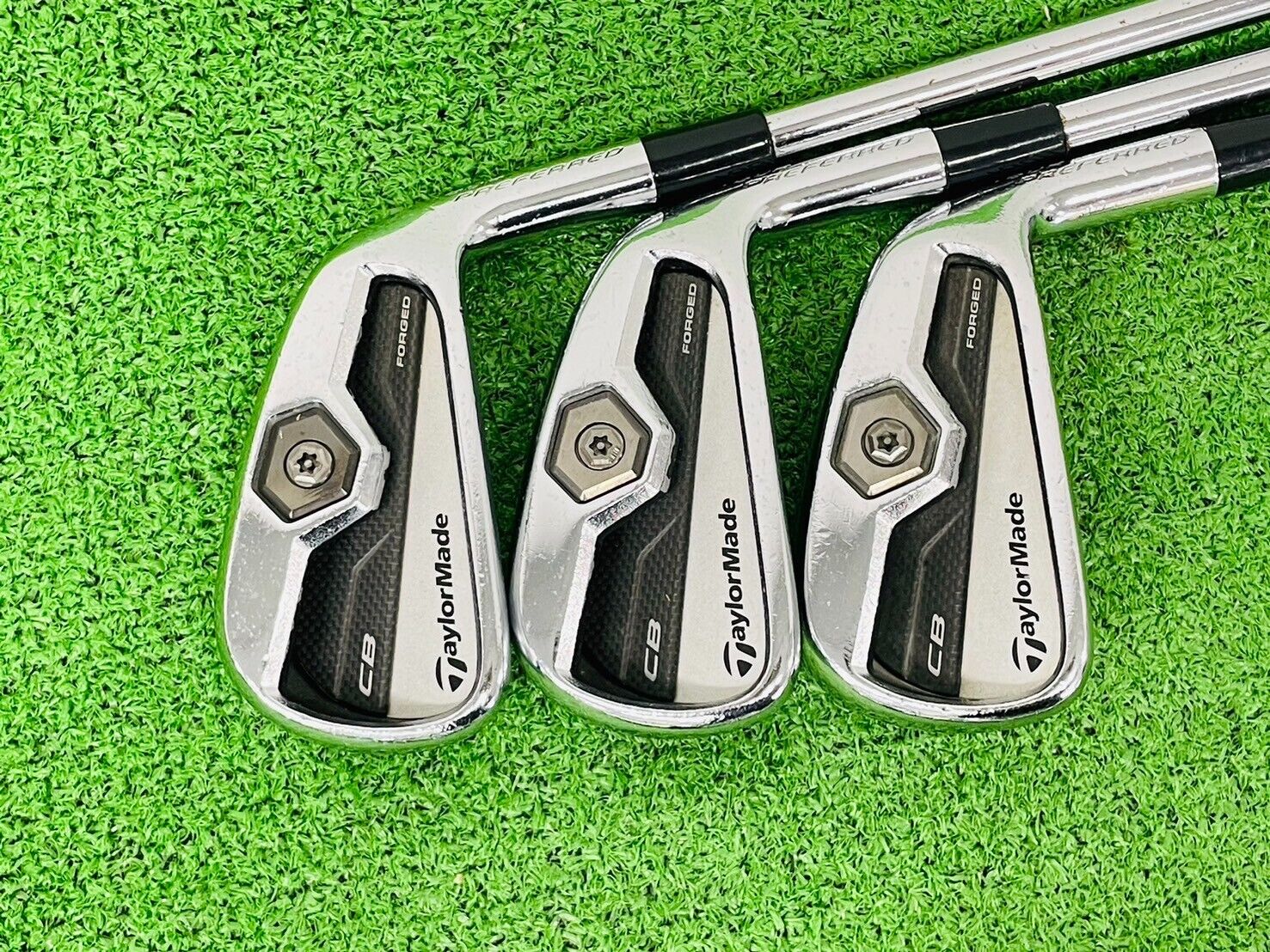 Taylormade Tour Preferred CB Forged 2011 5-9+PW Dynamic Gold Taylormade Tour Preferred CB Forged 2011 5-9+PW Dynamic Gold