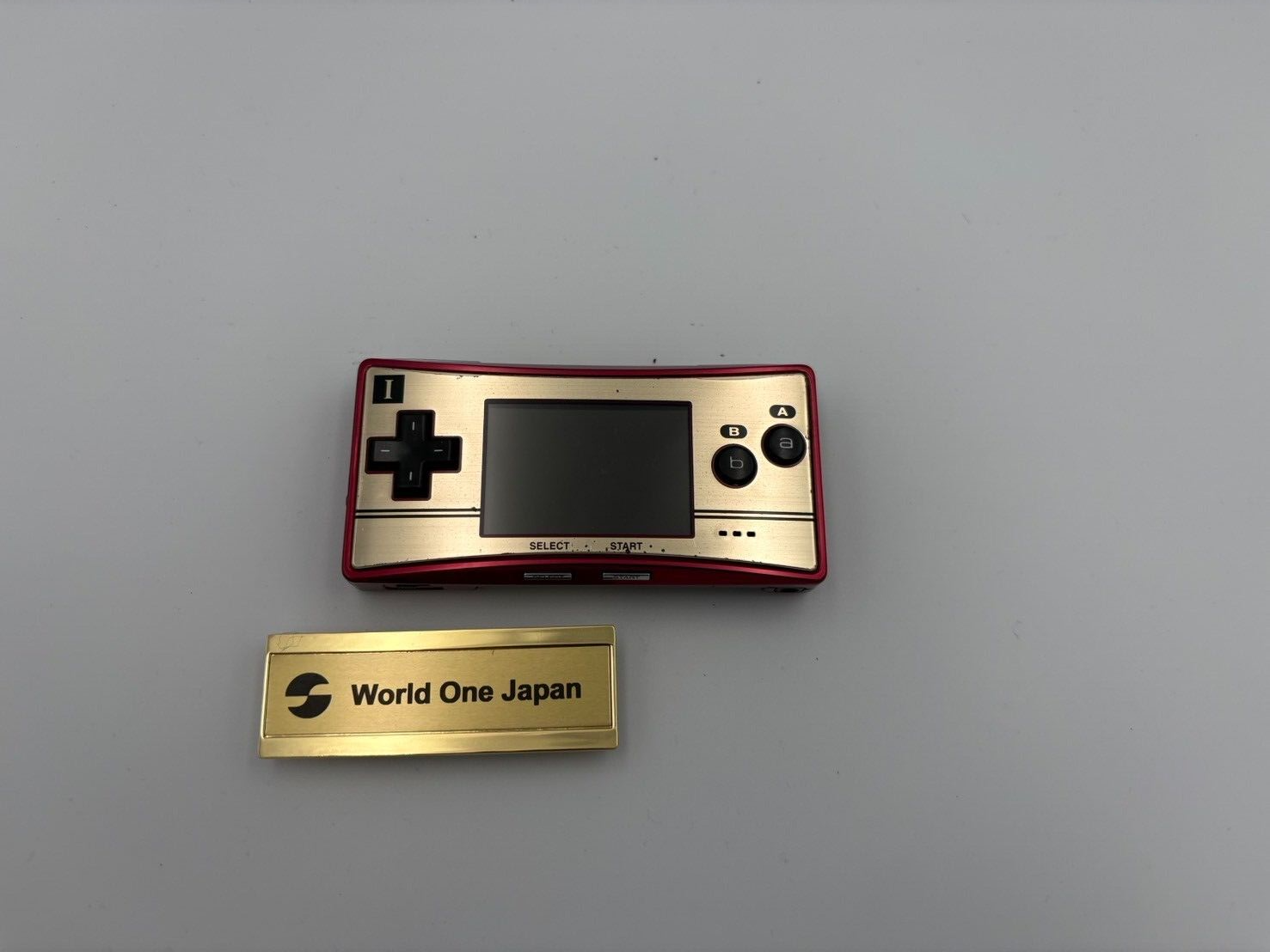 GAME BOY micro ファミコンバージョン Nintendo Game Boy Micro - Famicom Version LIMITED EDITION
