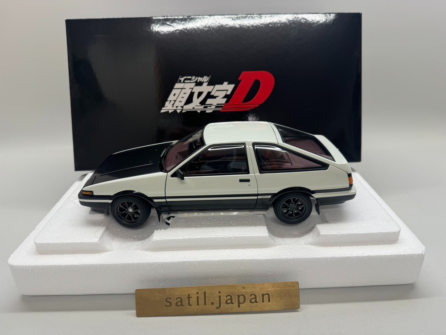 Toyota Sprinter Trueno AE86 AUTOart Initial D project D