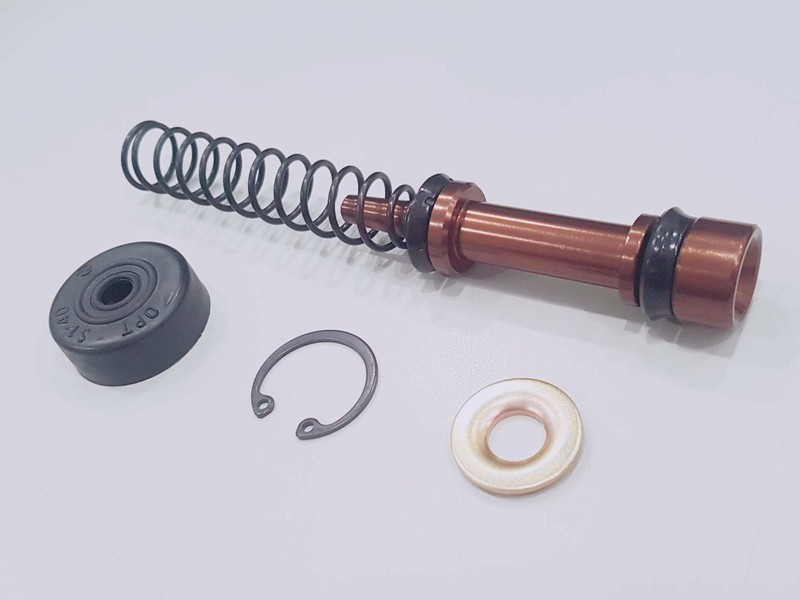 あつし 5-87831-597-0 New Clutch Master Cylinder Repair Kit for