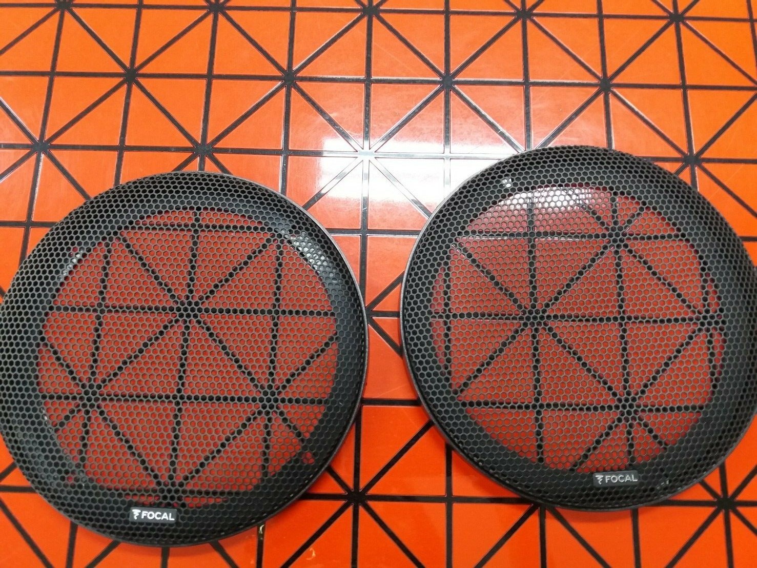 focal universal icu 165