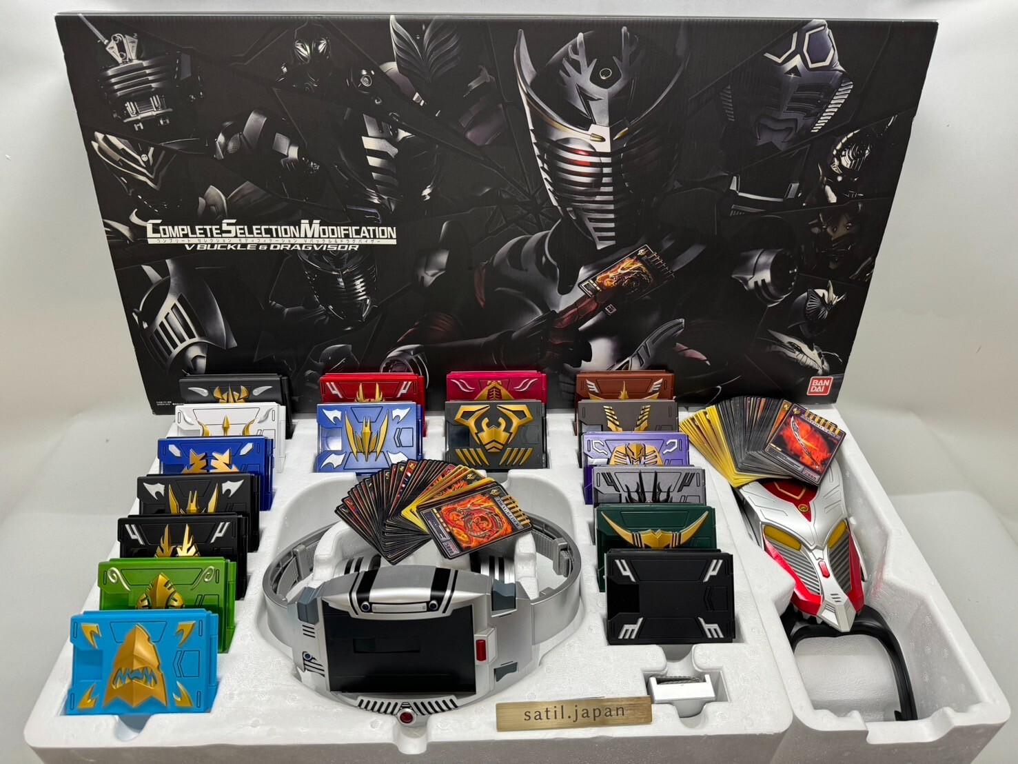 【新品】 COMPLETE SELECTION MODIFICATION V BUCKLE（CSM Vバックル）  Bandai Hobby Complete Selection Modification, CSM Double Driver Ver.1.5  \"Kamen Rider W : : Toys \u0026 Games