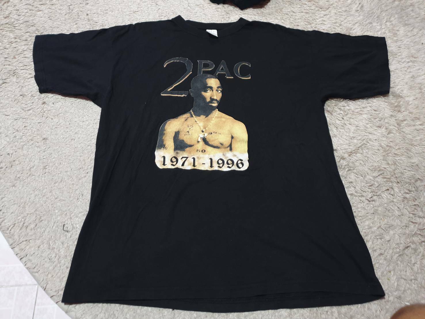 1996 2Pac vintage t-shirt rare Tupac shakur hip hip rap Tee 1996 2Pac vintage t-shirt rare Tupac shakur hip hip rap Tee