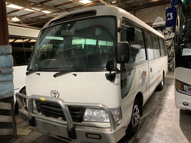 Микроавтобус toyota coaster