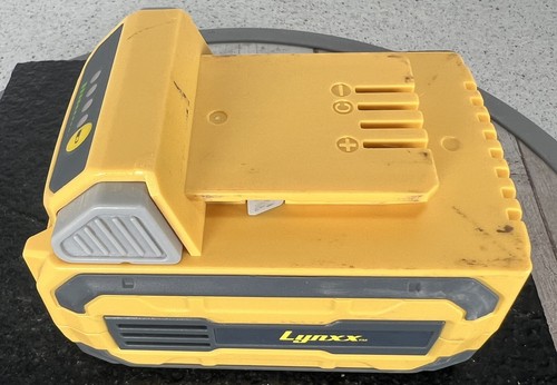 Genuine Lynxx 40v Lithium ion Battery and Battery Charger 36v