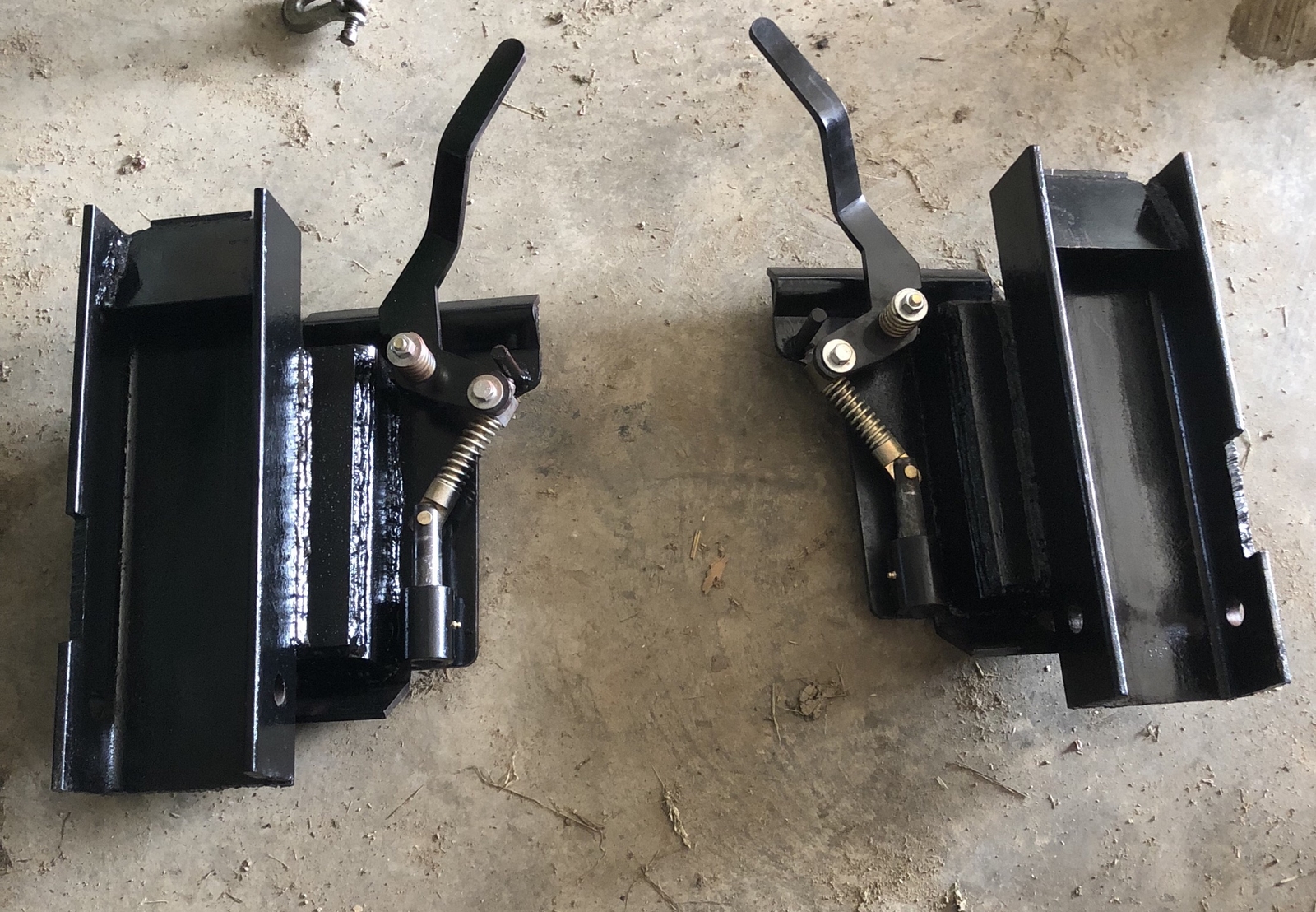 WeldOn Skid Steer Quick Attach Bucket Conversion Adapter Latch Plates