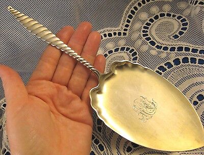 Sterling Whiting ~ 9" OVAL TWIST PIE SERVER ~ 67 Grams Silver