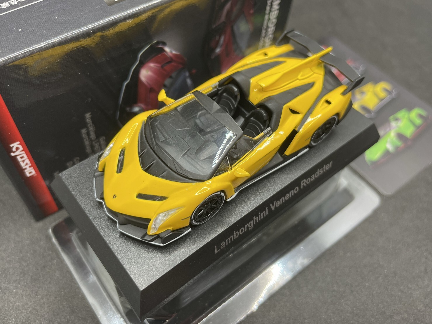 ミニカー Kyosho 1/64 Lamborghini Veneno 1/64 Kyosho Lamborghini Veneno (Green) Car Model