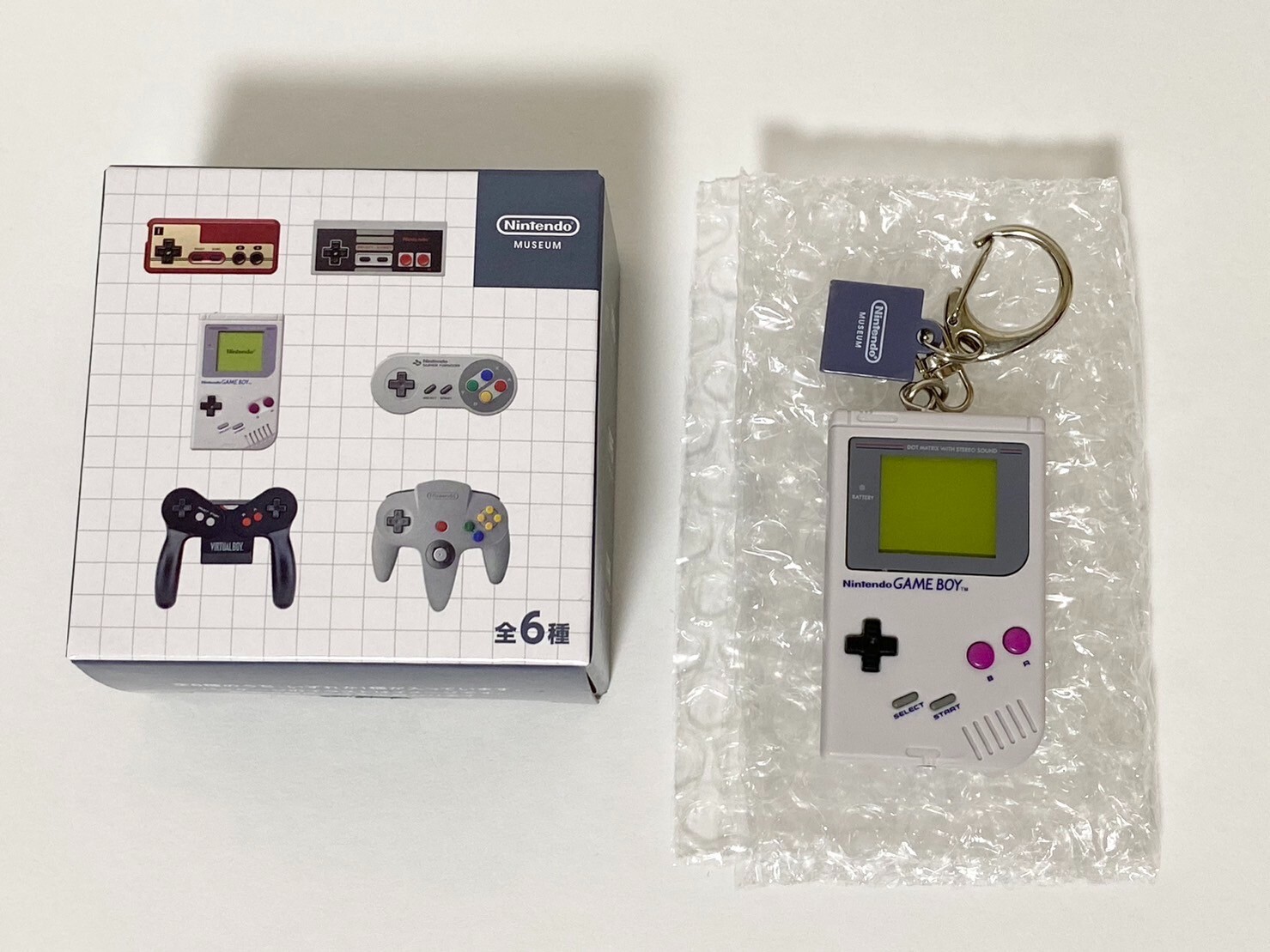 ゲームボーイ　ミクロ　キーホルダー　任天堂 Amazon.co.jp: 任天堂 歴代ハードキーホルダー～携帯ゲーム編