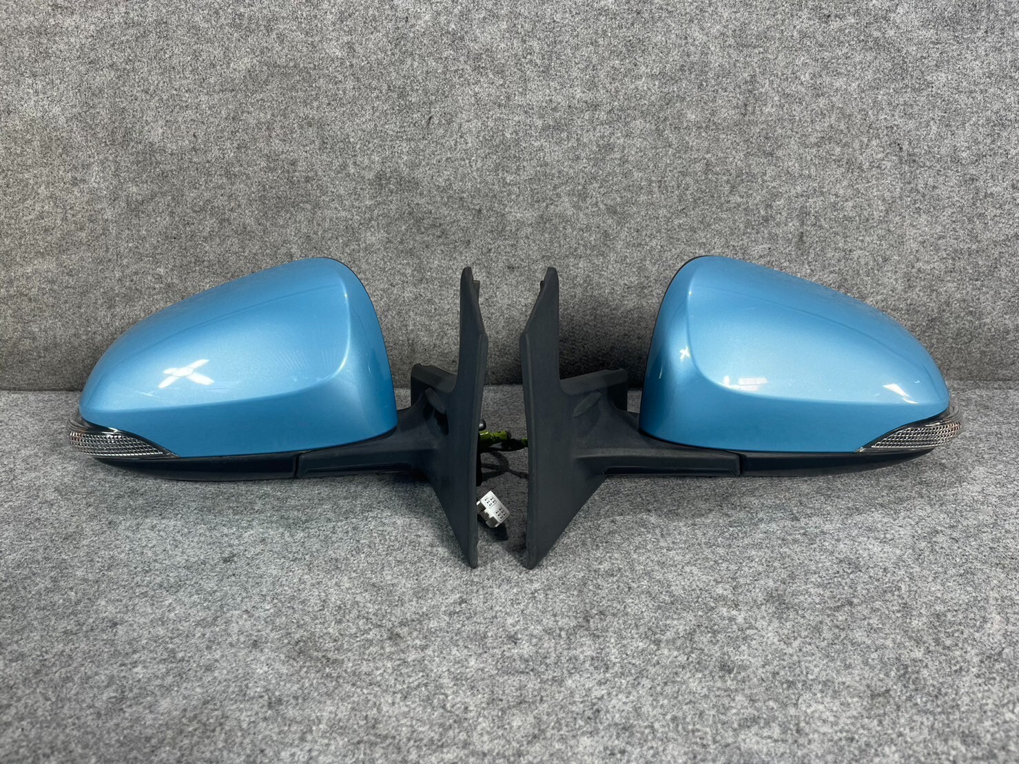 NHP10 AQUAフルブラ＋超希少ミラーブラ セット！！ PRIUS Ｃ 2011-2021 AQUA PRIUS C NHP10 TOYOTA OEM BLINKER DOOR SIDE