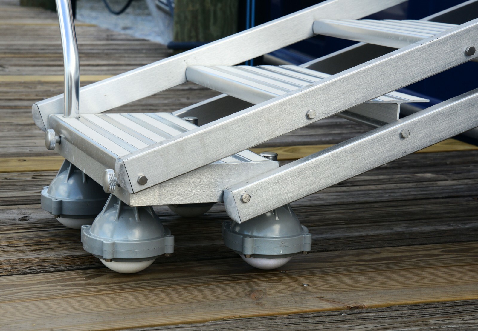 Ez Stair Roller Wheel Marine Yacht Boarding Ladder Sea Stair (1) Light