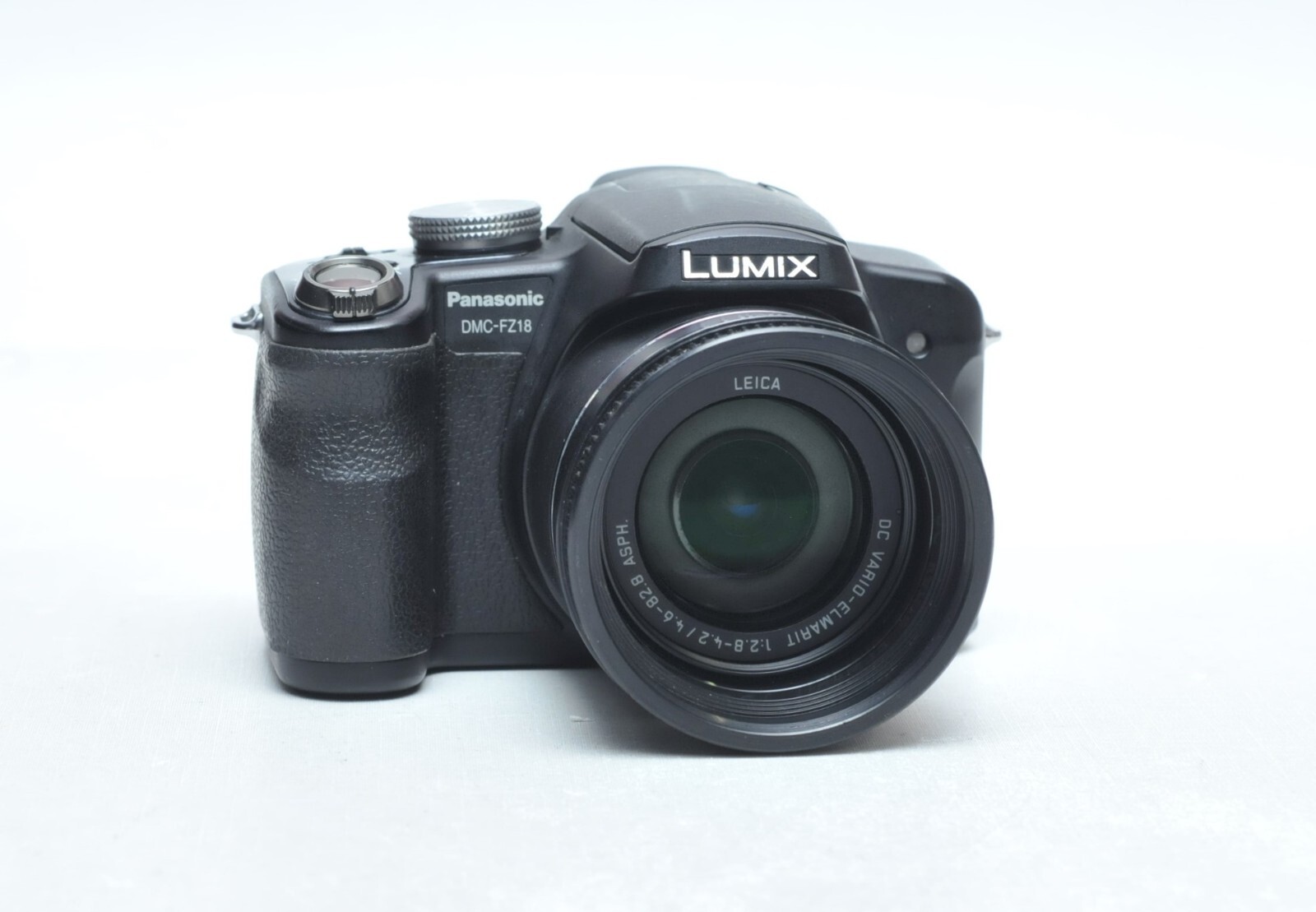 Panasonic Lumix DMC-FZ18 8.1MP Digital Camera w/Leica 18x