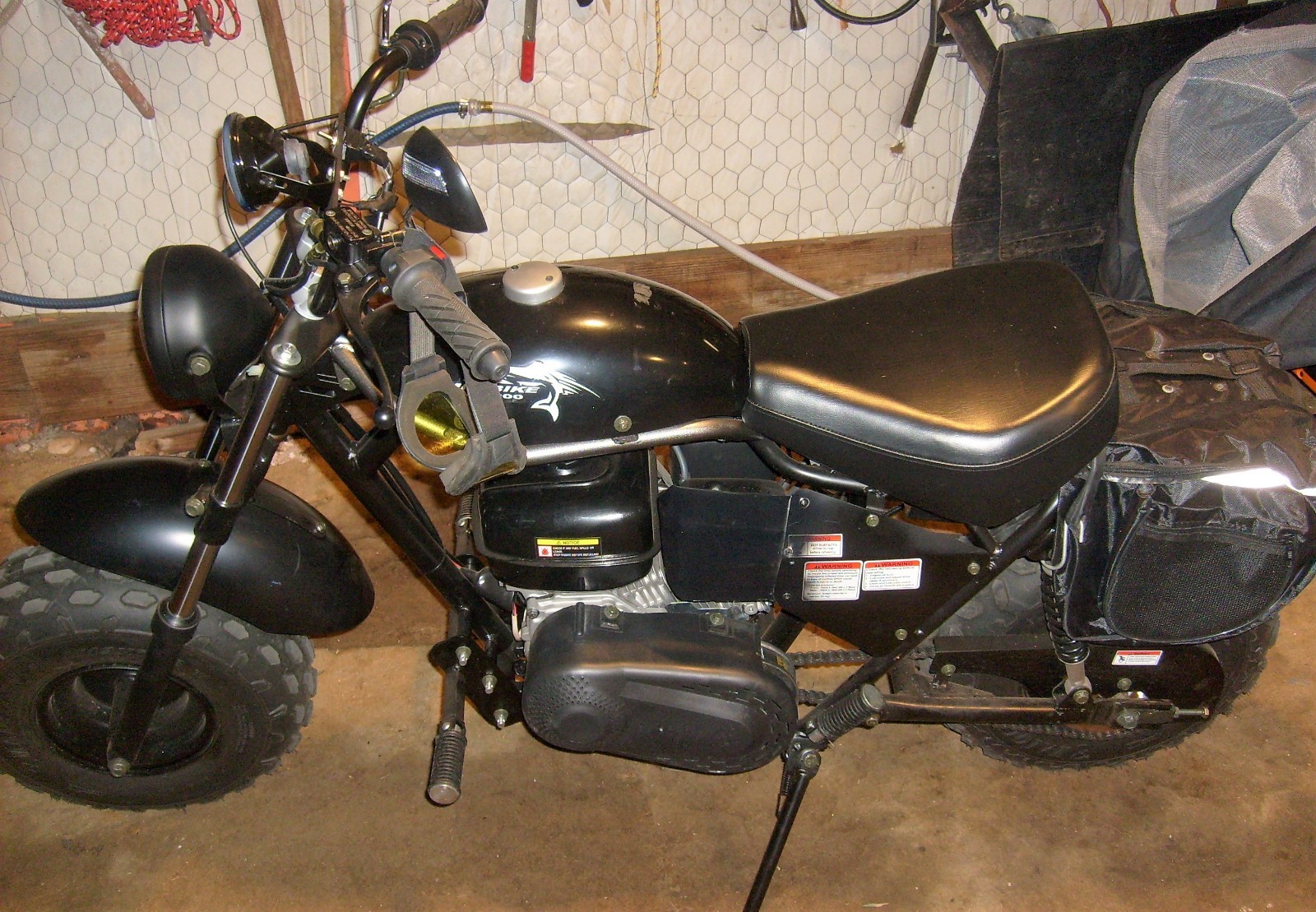 2018 MB 200 MINI BIKE WITH NICE EXTRA`S