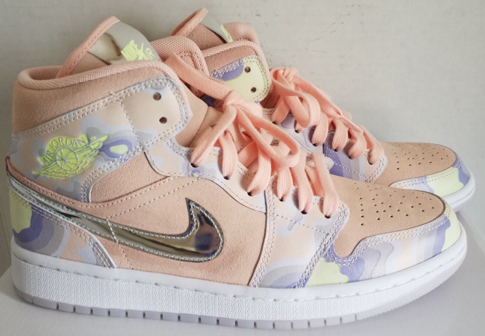 NEW Nike Jordan 1 Mid SE P(HER)SPECTIVE Perspective Women's NEW Nike Jordan 1 Mid SE P(HER)SPECTIVE Perspective Women's