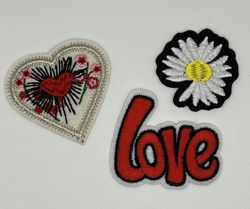 LOVE + Heart + Flower Embroidered Iron-/Sew-On Patches P237