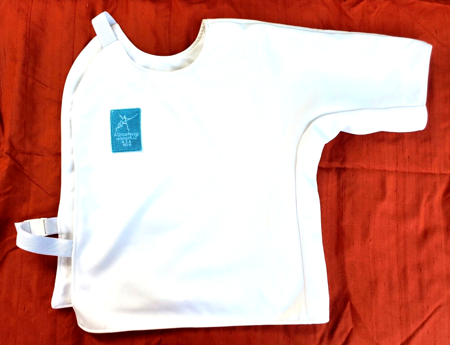 ALLIANCE FENCING EQUIPMENT white 350N Plastron / Underarm Protector XL