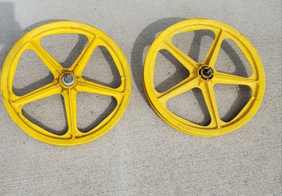 skyway graphite tuff wheels