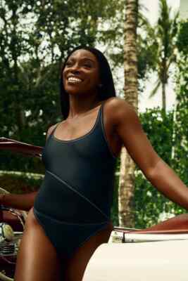 $198 NWOT Solid & Striped Blackout The Sybil One Piece Swimsuit Small pjl0722b