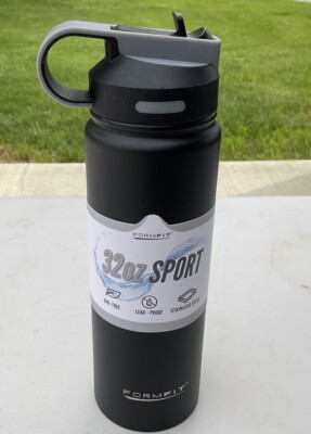 FormFit 32oz Hydroclear Chug Water Bottle Black  100% Stainless Steel Outdoors