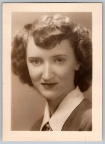Vtg B&W Snapshot Pretty Young Woman Victory Rolls Hairstyle Blouse Pin 1949