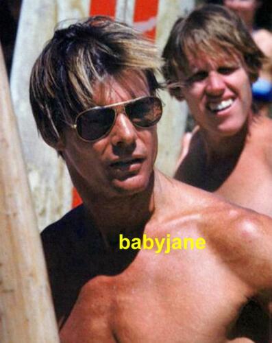036 JAN-MICHAEL VINCENT GARY BUSEY BARECHESTED SURFBOARDS BIG WEDNESDAY PHOTO