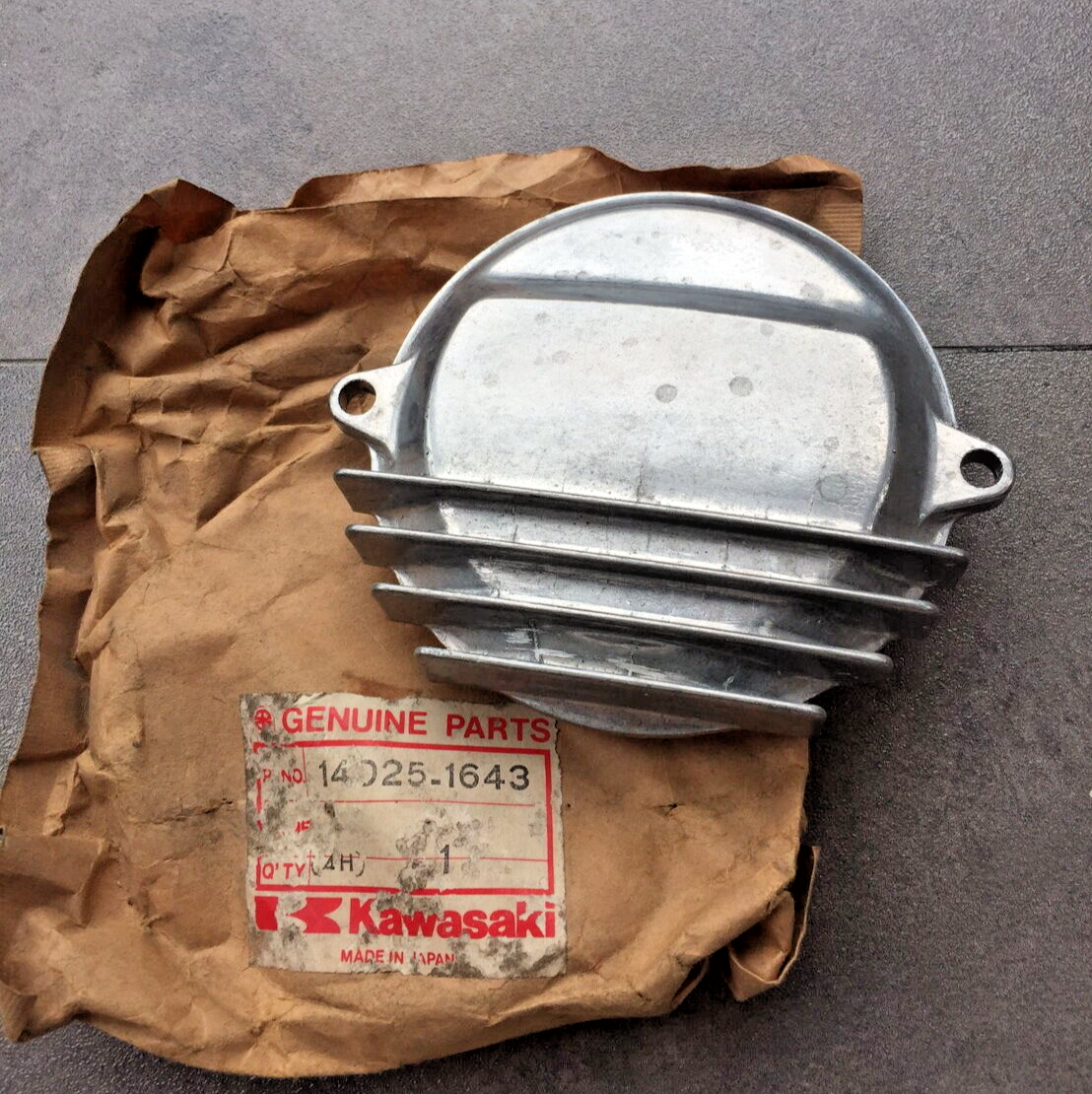 KAWASAKI KZ250 KL250 CAMSHAFT COVER NOS 14025-1643 | eBay