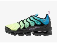 vapormax plus 44