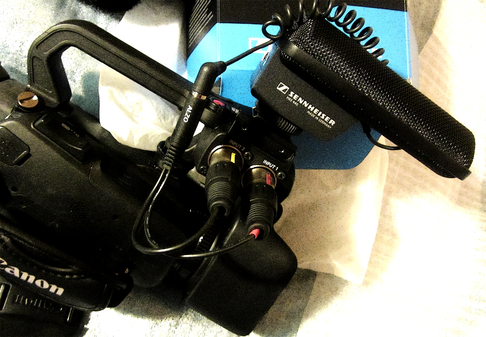 Q2858　SENNHEISER ゼンハイザー MKE440 Amazon.com: Sennheiser Professional MKE 440 Compact Stereo