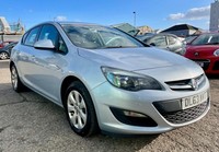 2014 Vauxhall Astra 1.6i 16V Design 5dr HATCHBACK Petrol Manual