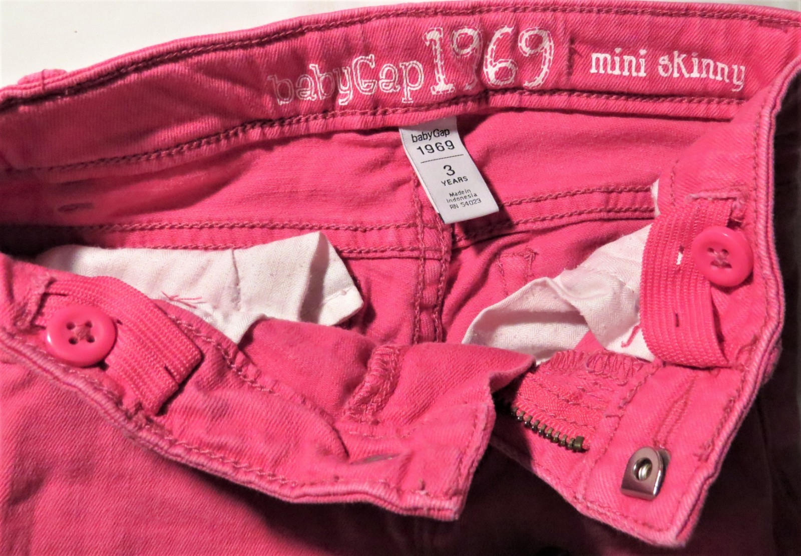 Pink Jeans Baby Gap 1969 Mini Skinny 3T Adjustable Waist & Hook Closure