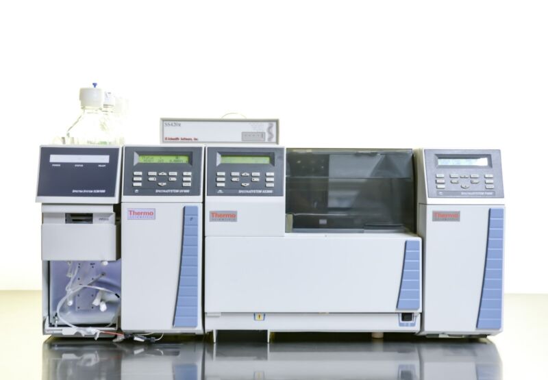 Thermo Scientific Spectra System HPLC AS3000 Autosampler UV1000 P4000 SCM1000