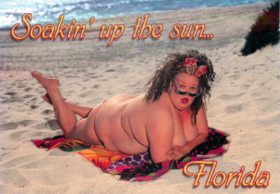 Florida Plenty of Sun For Everyone - Soakin' Up The Sun...- Funny 4 X 6 Postcard