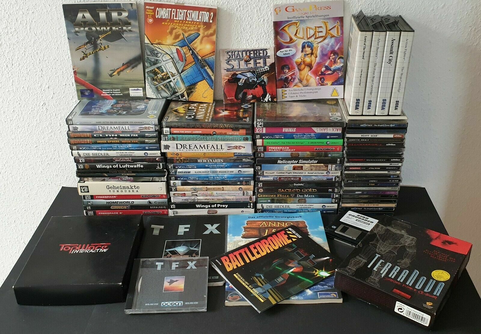 Tolle große Sammlung alte Retro Computer Spiele + Begleitbücher