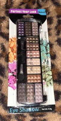 Profusion 12-Color Rich Eyeshadow Palette in  Natural -9.9g-New/DC