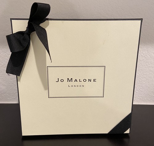 Jo Malone London BOXと紙袋 Amazon | ジョー マローン ロンドン ギフトラッピング用品 (箱