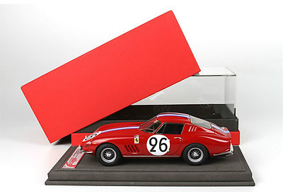 Ferrari 275 GTB & 250 LM プラモデルセット CMC M-211 1/18 Ferrari 275 GTB/C Silver S/N 9051 #98 Model
