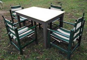 Vintage Outdoor Setting In Good Condition Outdoor Dining