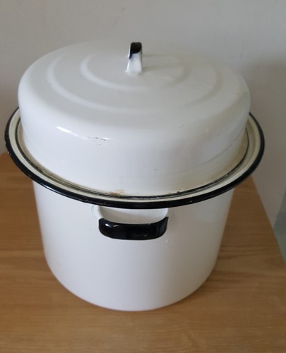 Vintage Antique Graniteware Pot and Wire Baby Bottle Rack Cleaning Steralizing