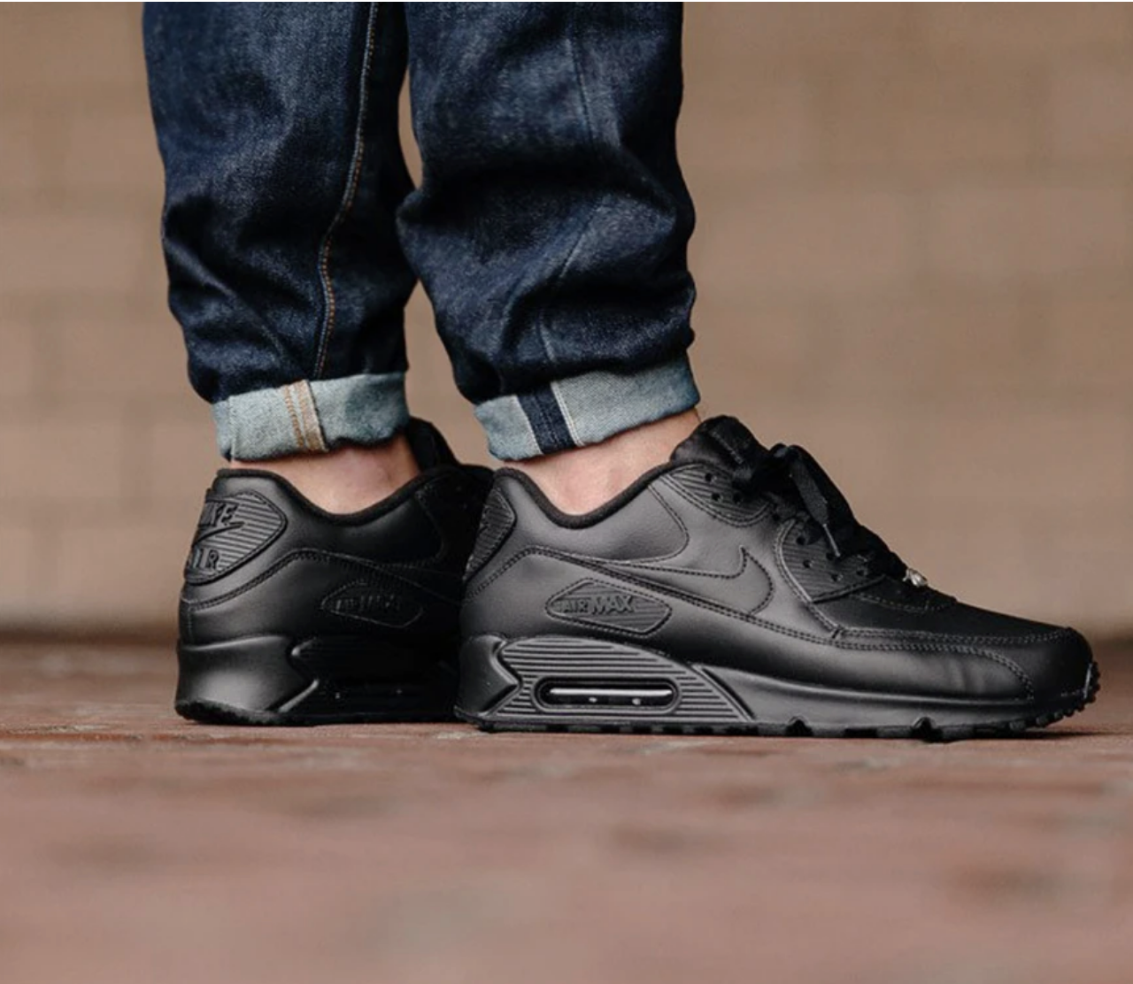 air max black leather