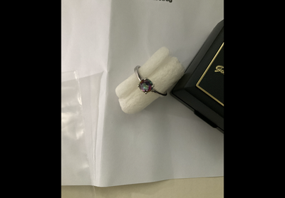 Foto dell'oggetto di un acquirente verificato