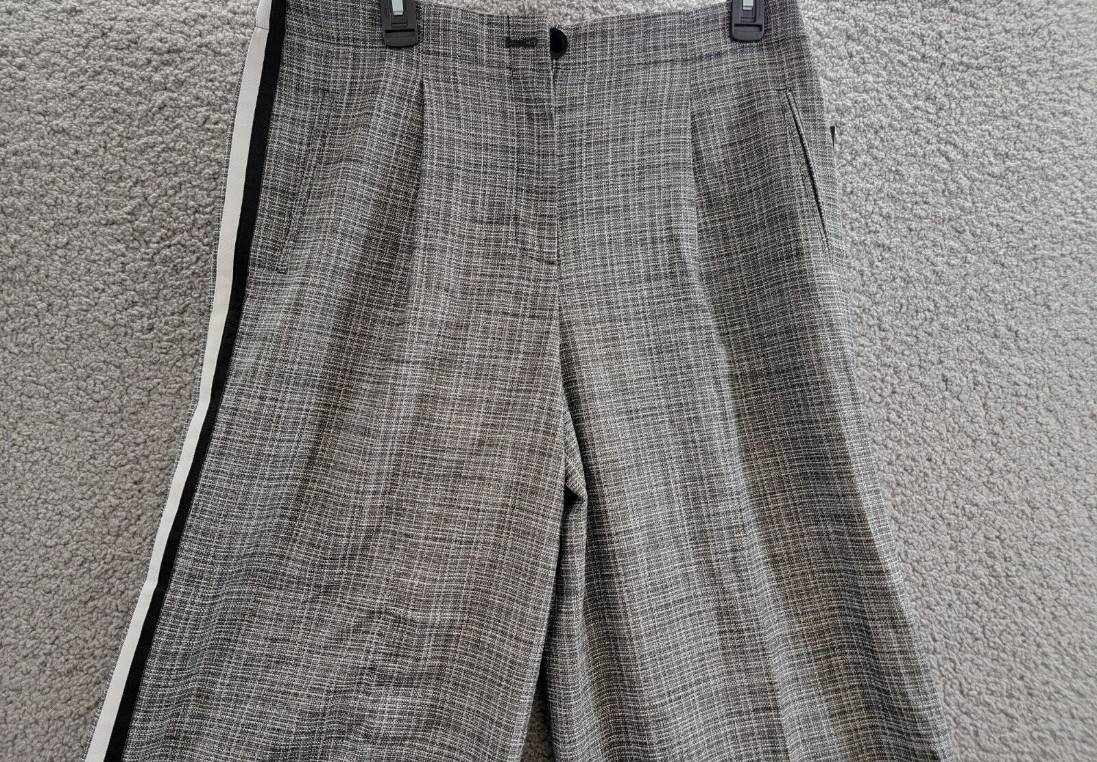 KARL LAGERFELD PARIS Plaid Side-Stripe Wide-Leg Pants Women's 10 Gray Multi - Picture 3 of 19