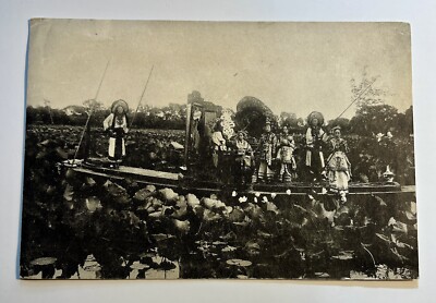 Xinling, Empress Dowager & Attendants On Barge Zhonghai Lake Beijing China c1904