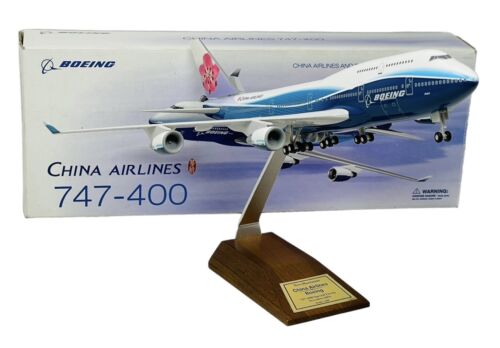 Boeing 747-400 China Airlines Special Livery 1/200 Boeing 747-400 China Airlines Special Livery 1/200