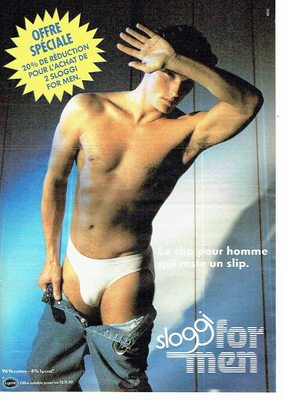 PUBLICITE ADVERTISING 126  1990  les slip sous vetments Sloggi pour homme