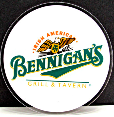    BENNIGAN'S Tavern Advertisement Round Plexiglass Sign 10''  Advertisement #CB